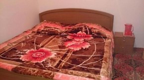 Khanday Guest House